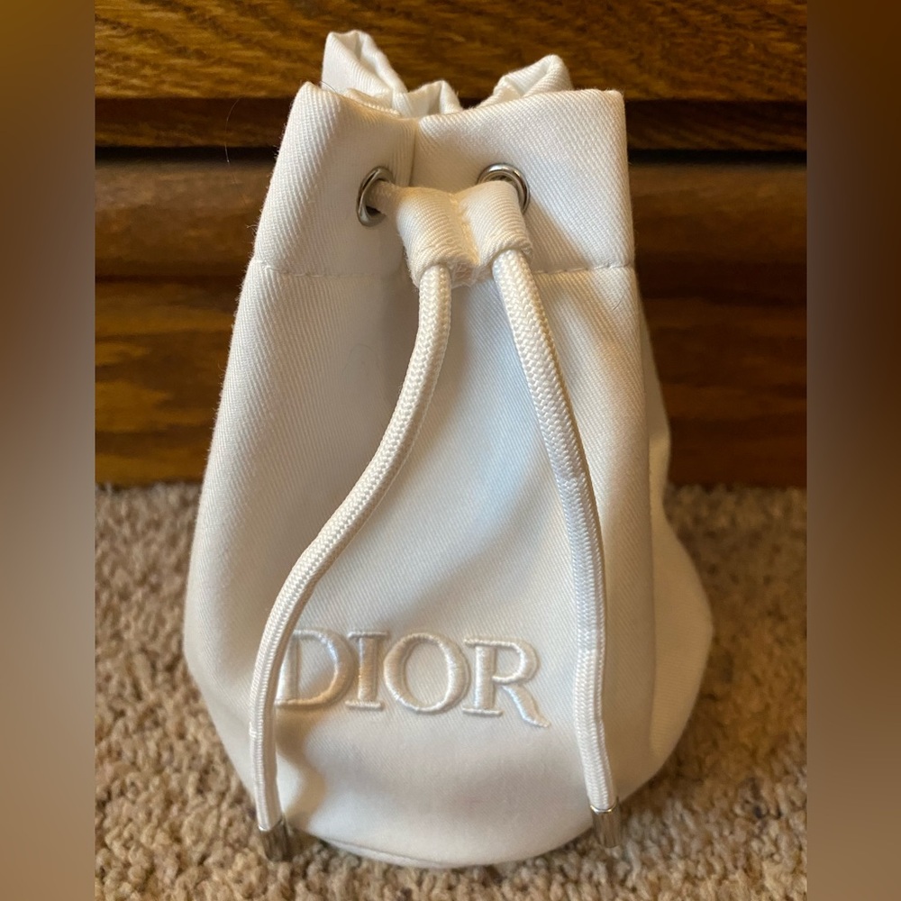 Dior Beauty White Drawstring Pouch NWOT